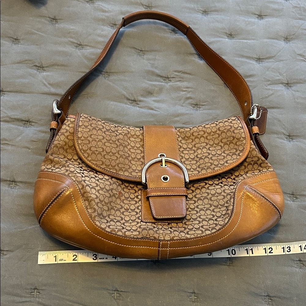 VTG Coach Signature Brown and Tan Patterned Shoulder Bag - Picture 13 of 14